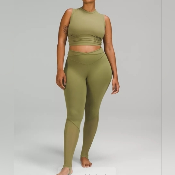 Lululemon Nulu and Crisscross Mesh Stirrup Tight Bronze Green Size 14. - Picture 6 of 12